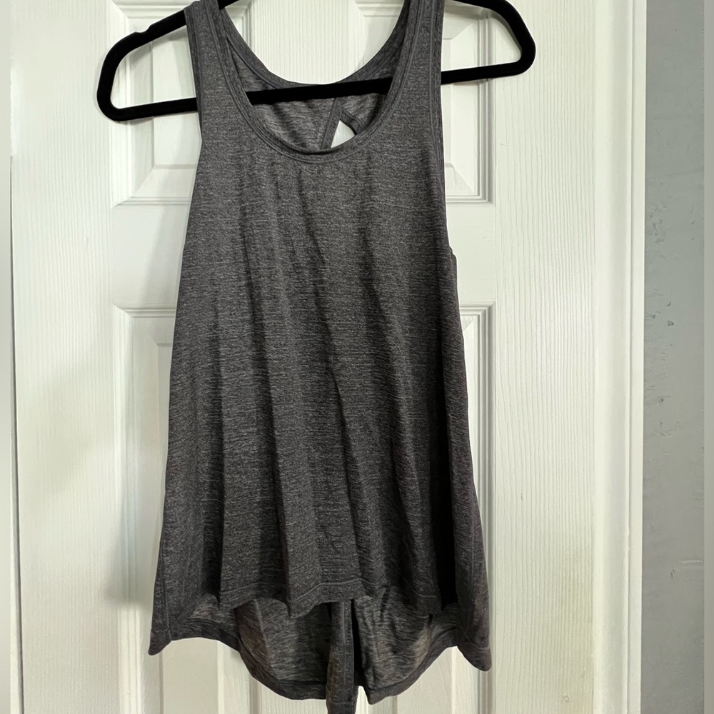 Hold and let flow lululemon tank